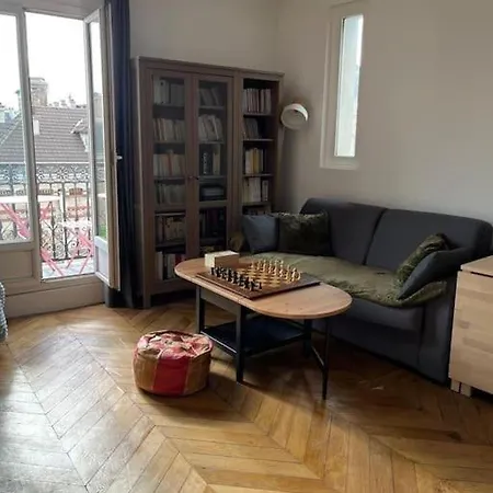 Appartamento Quartier De L'europe A Parigi